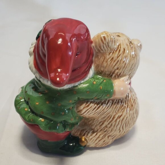 Fits and Floyd Holiday Elf Christmas Salt & Pepper Shakers Ceramic - Picture 3 of 4
